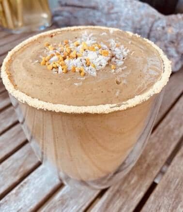 Wonderfuel Carrot Cake Smoothie